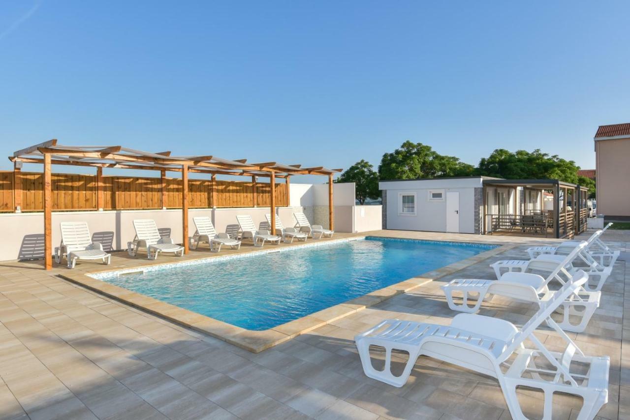 Bungalov Medanic - Private Pool Privlaka  Exterior photo