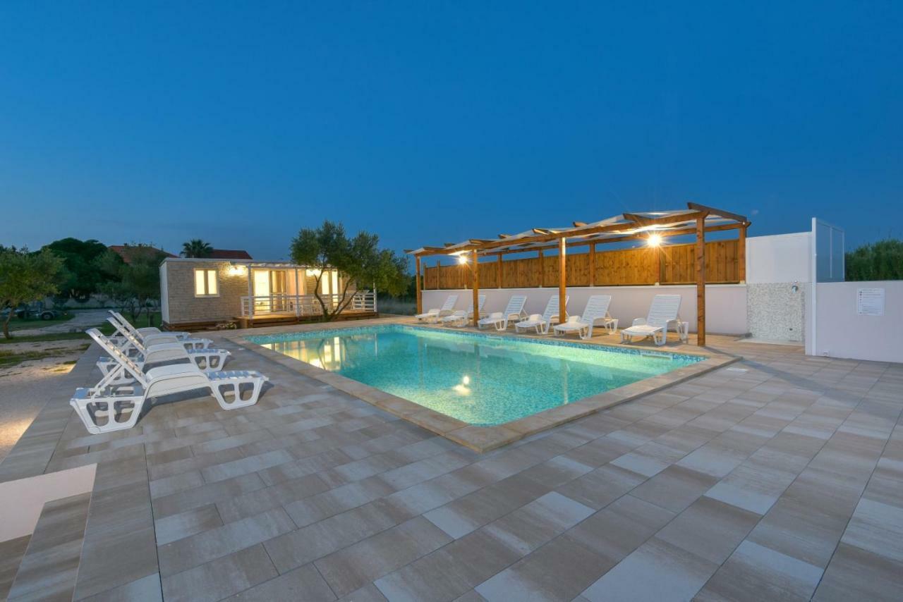 Bungalov Medanic - Private Pool Privlaka  Exterior photo