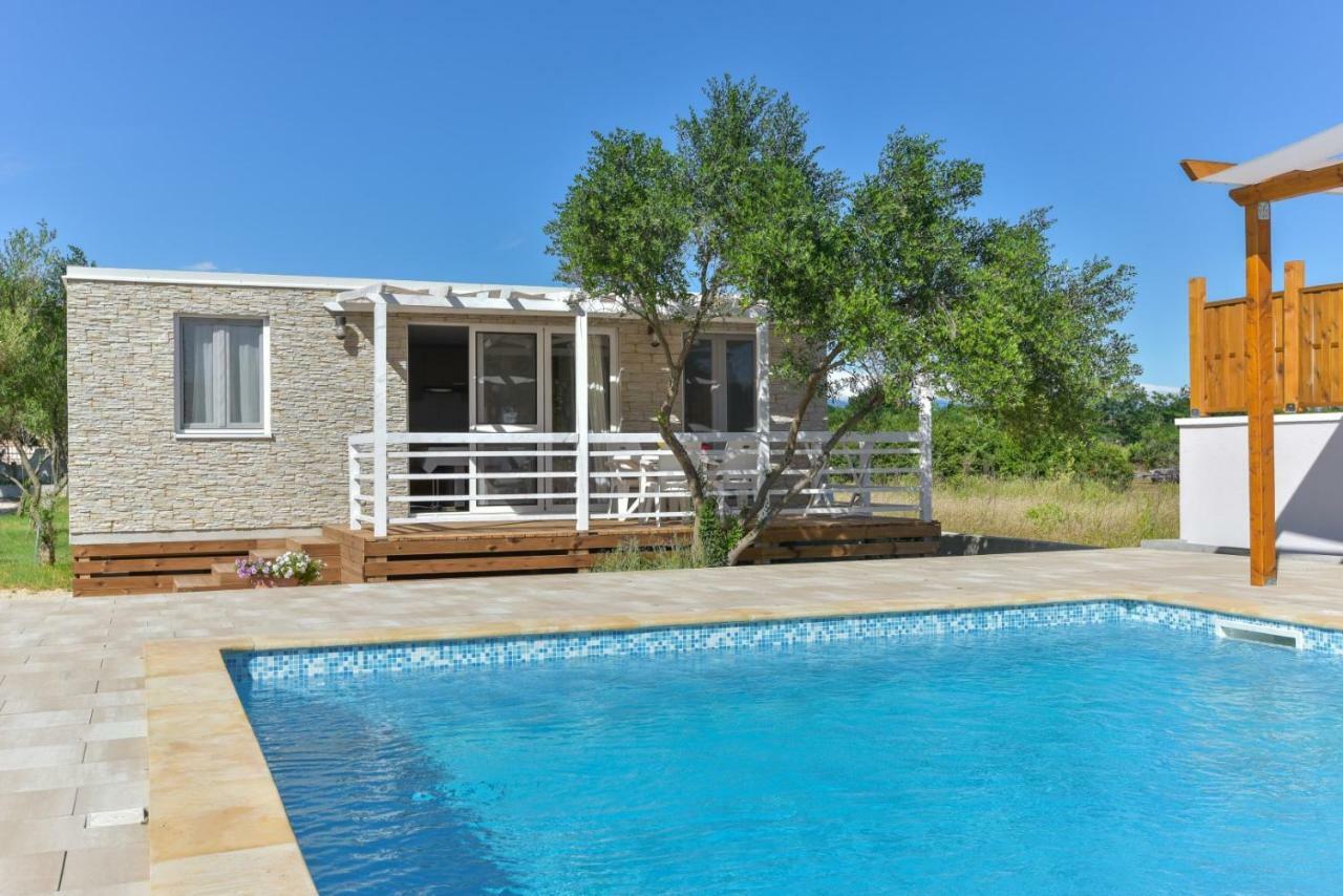 Bungalov Medanic - Private Pool Privlaka  Exterior photo
